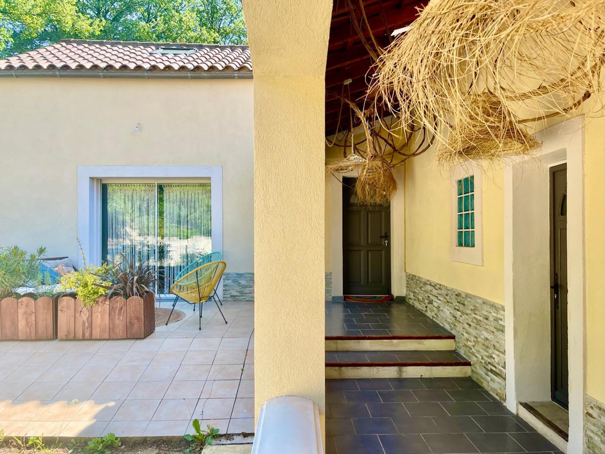 Les Terrasses De Valerian Holiday home